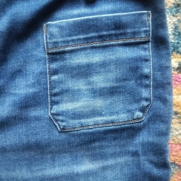 Kut from the Kloth Dark Blue Flare Jeans - Picture 3 of 6